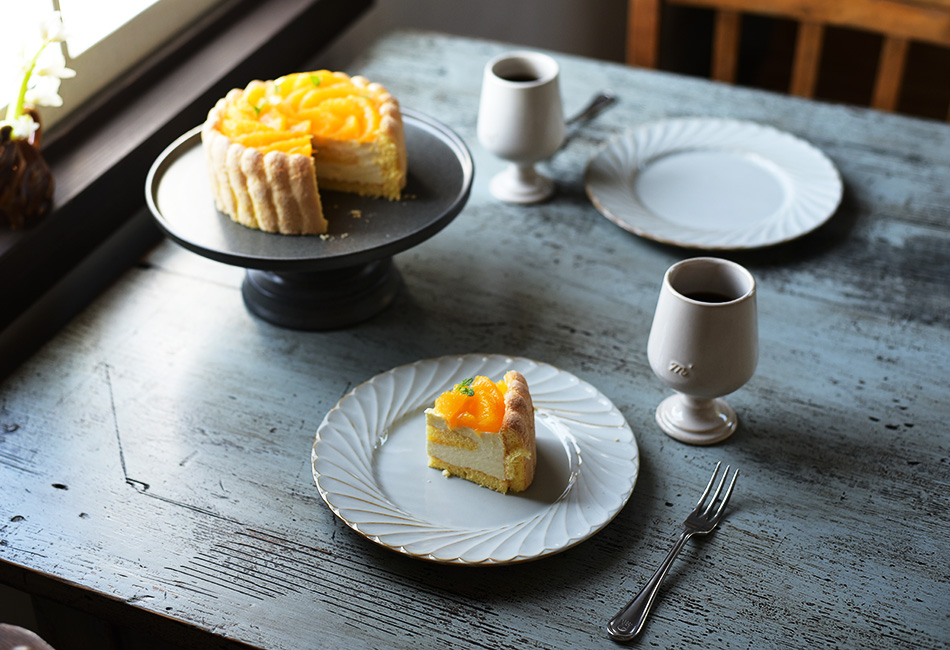 シャルロットケーキ✕コルネ8”プレート